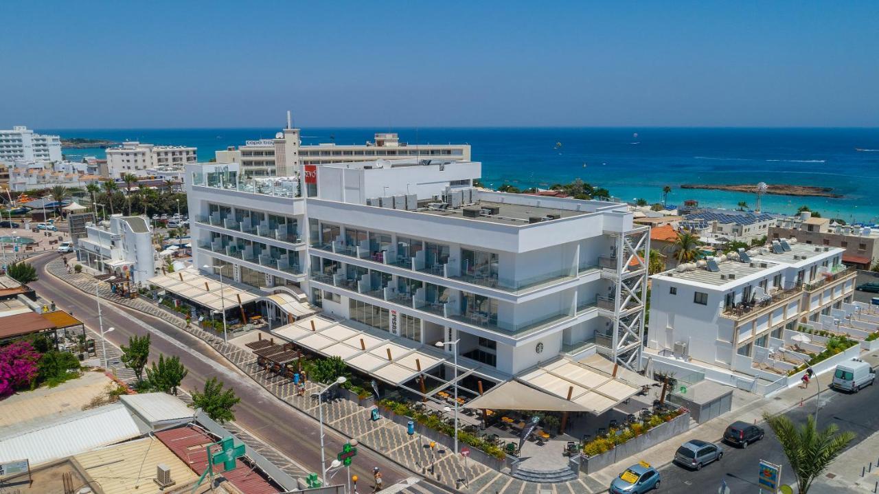 Protaras Plaza Hotel Bagian luar foto