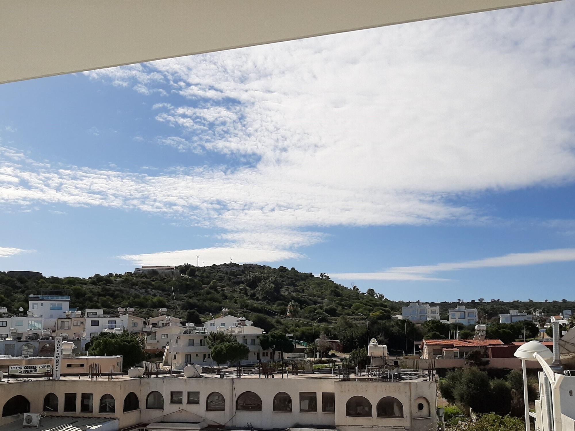 Protaras Plaza Hotel Bagian luar foto