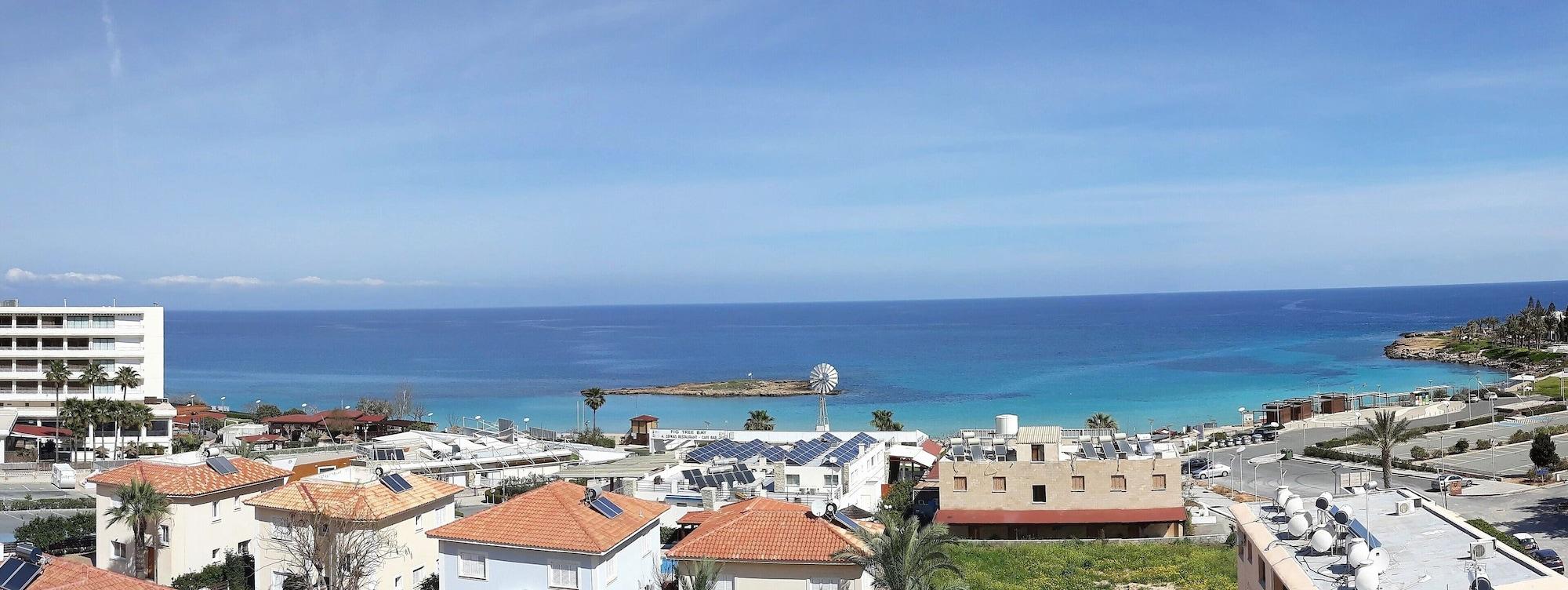 Protaras Plaza Hotel Bagian luar foto