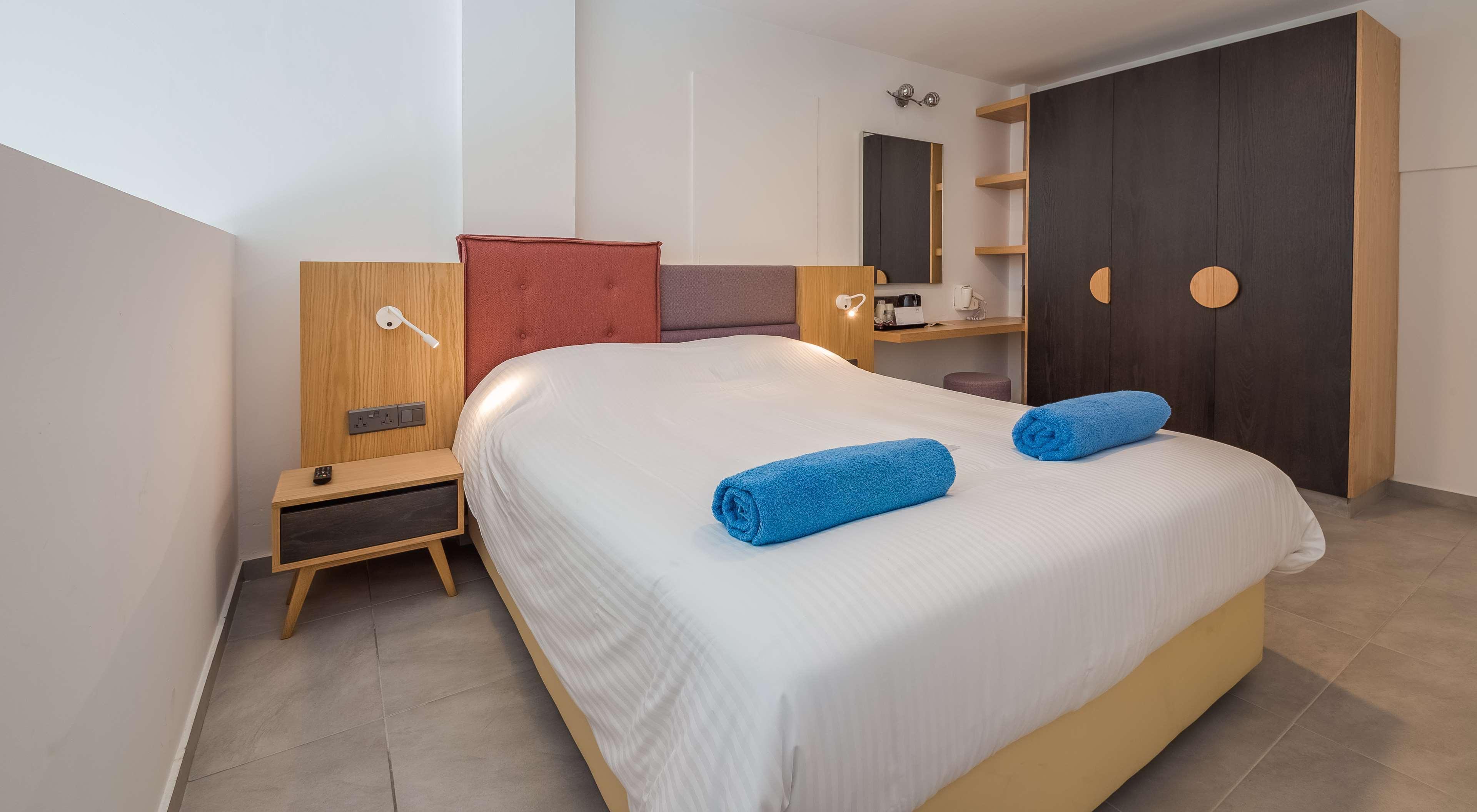 Protaras Plaza Hotel Bagian luar foto