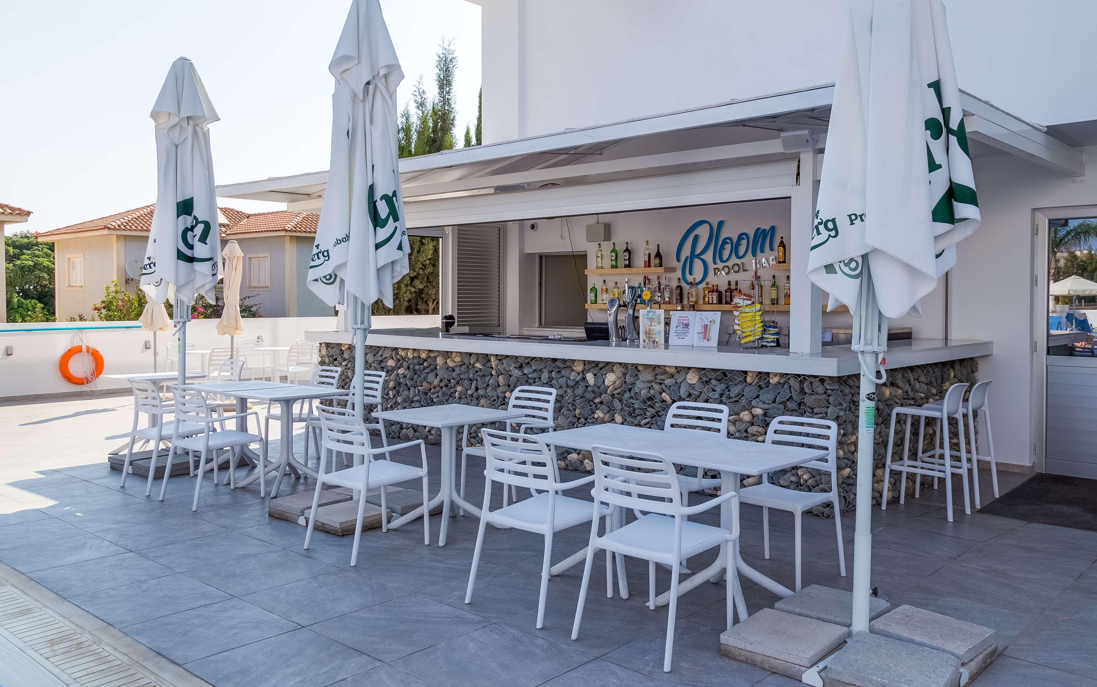 Protaras Plaza Hotel Bagian luar foto