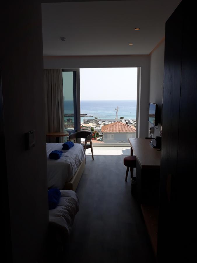 Protaras Plaza Hotel Bagian luar foto