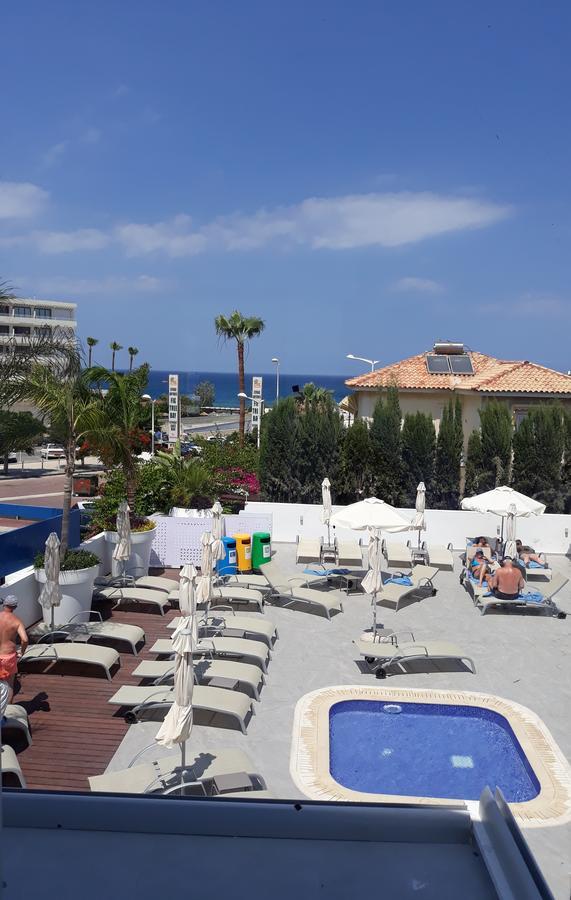 Protaras Plaza Hotel Bagian luar foto