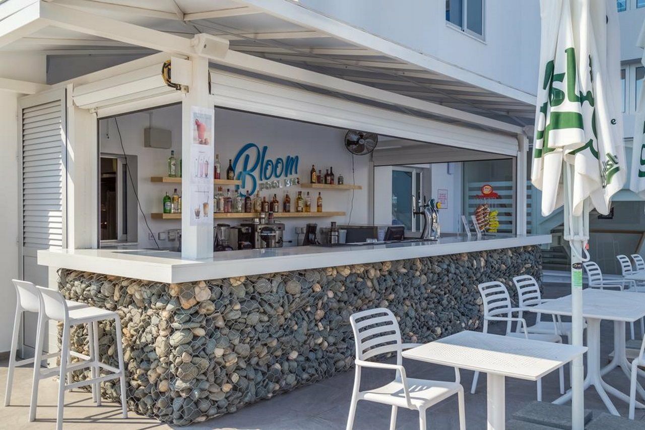 Protaras Plaza Hotel Bagian luar foto