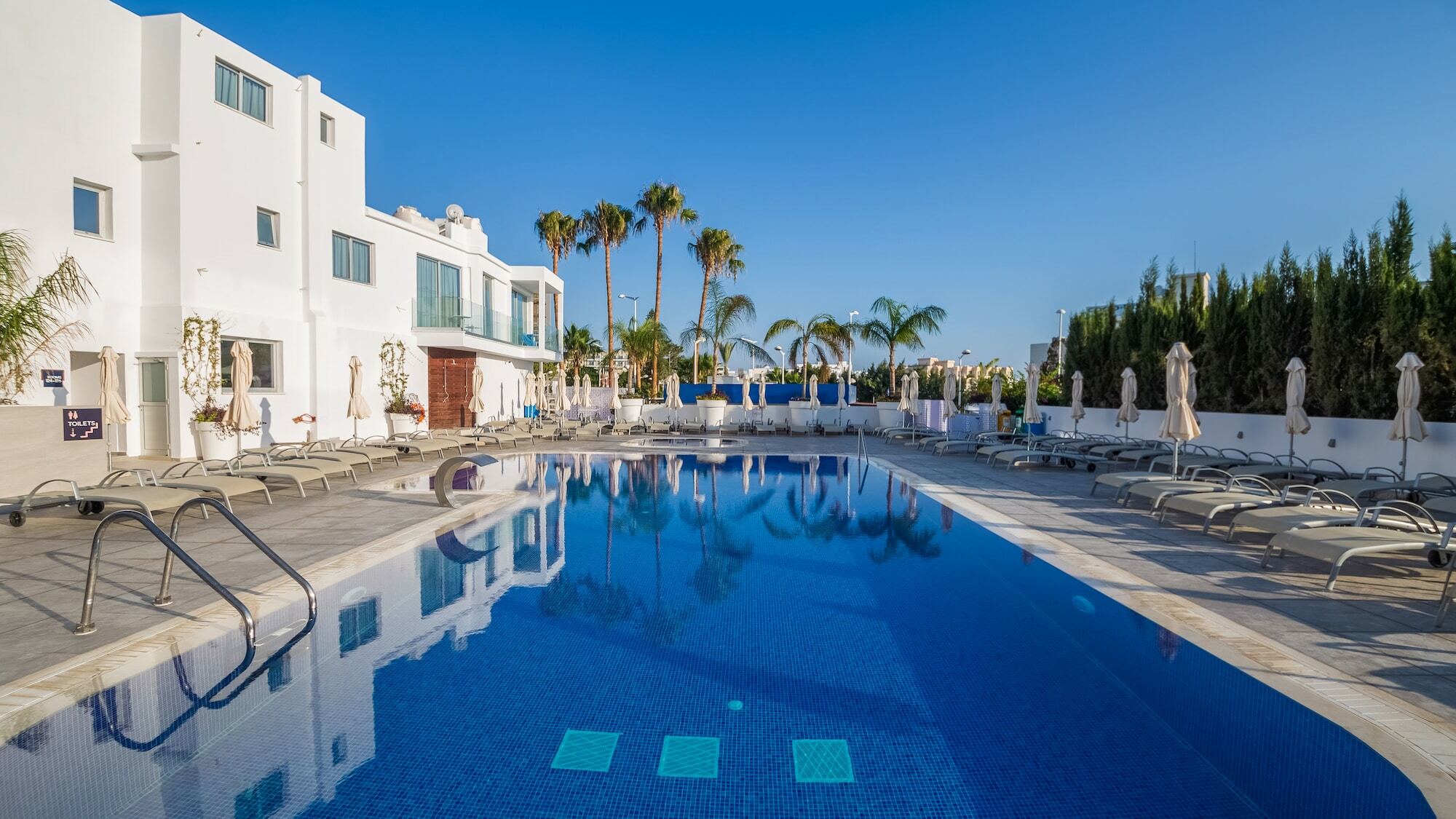 Protaras Plaza Hotel Bagian luar foto